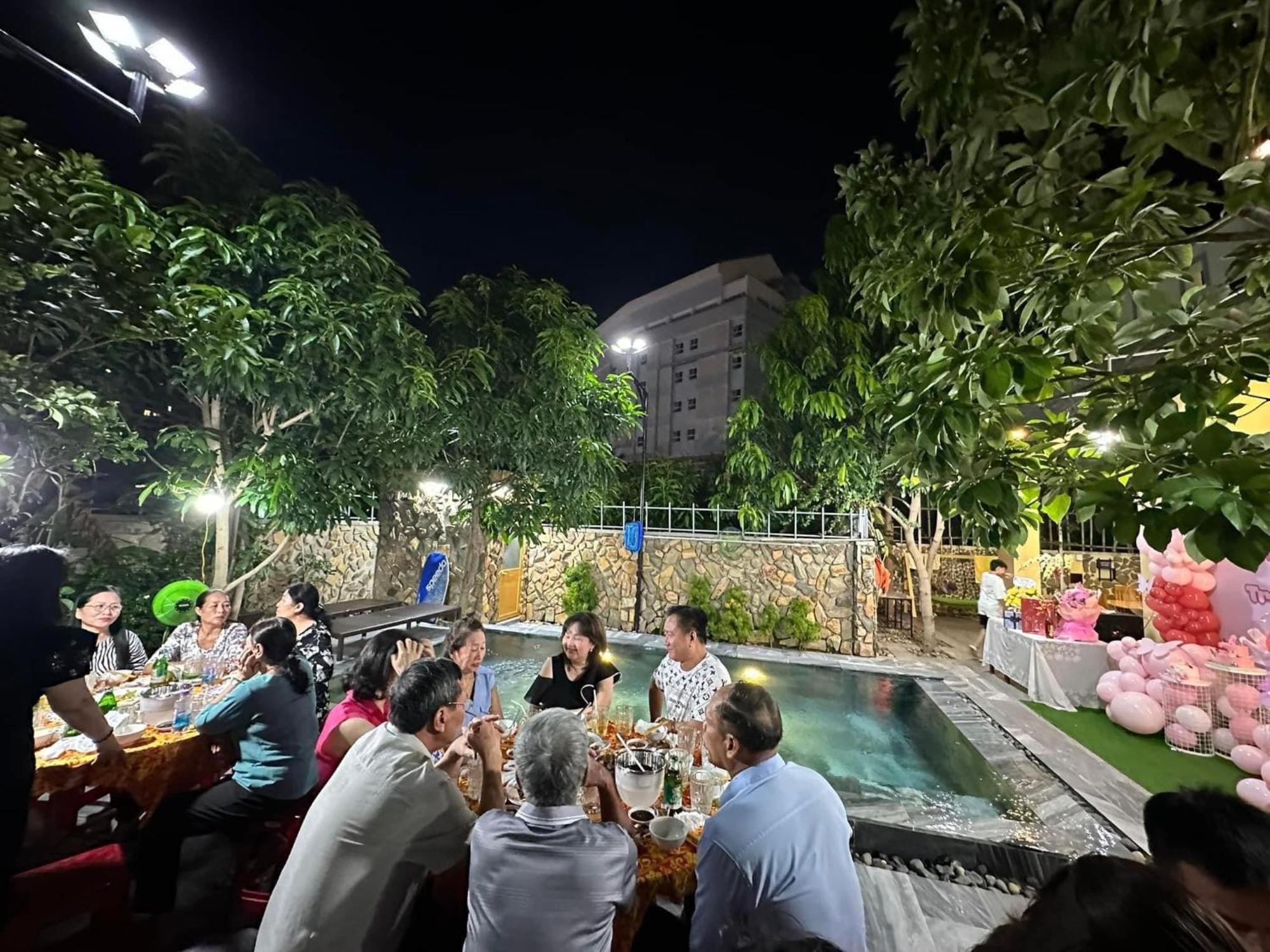 Garden House Villa *